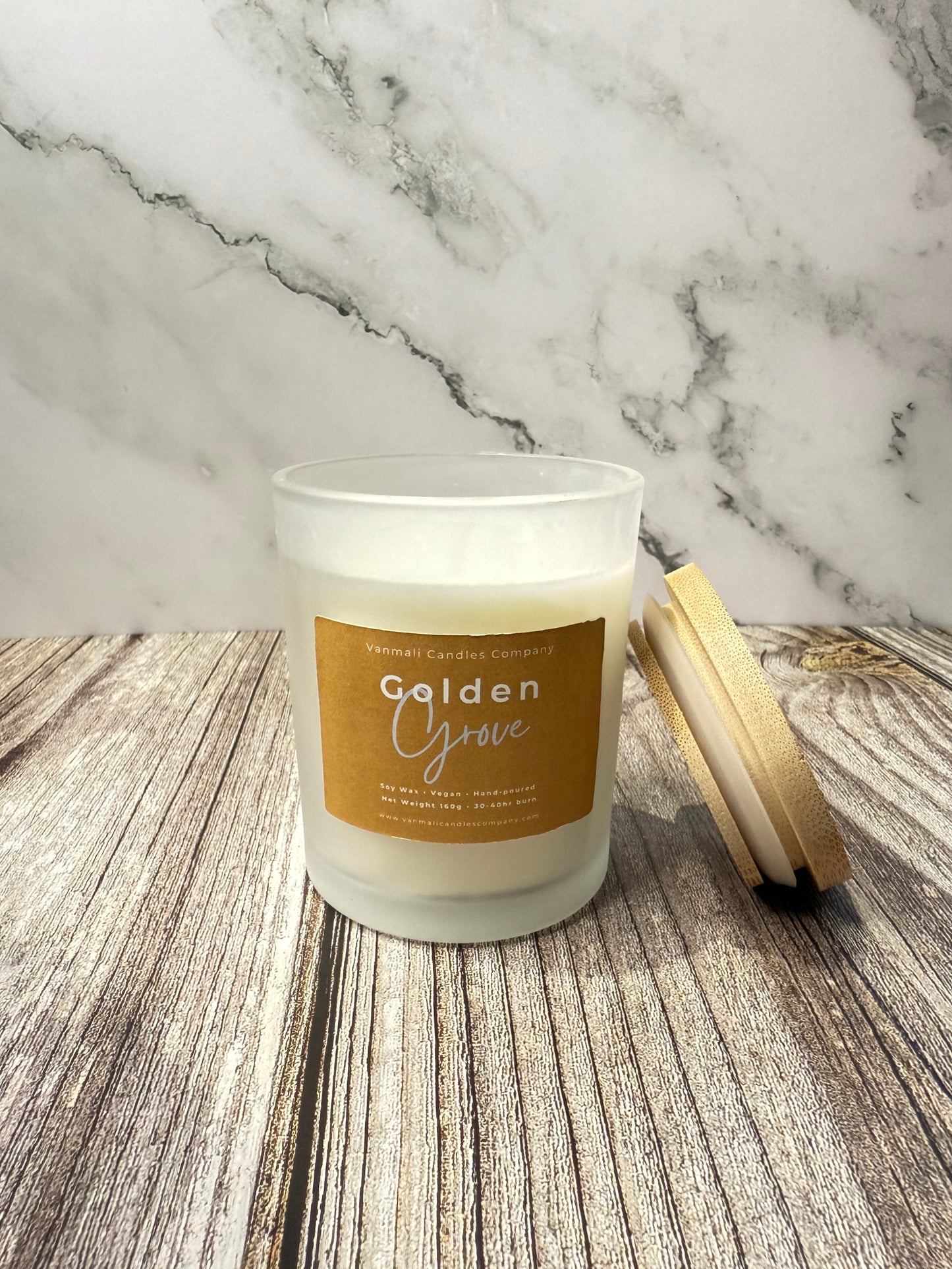 Golden Grove – Sandalwood & Amber Candle